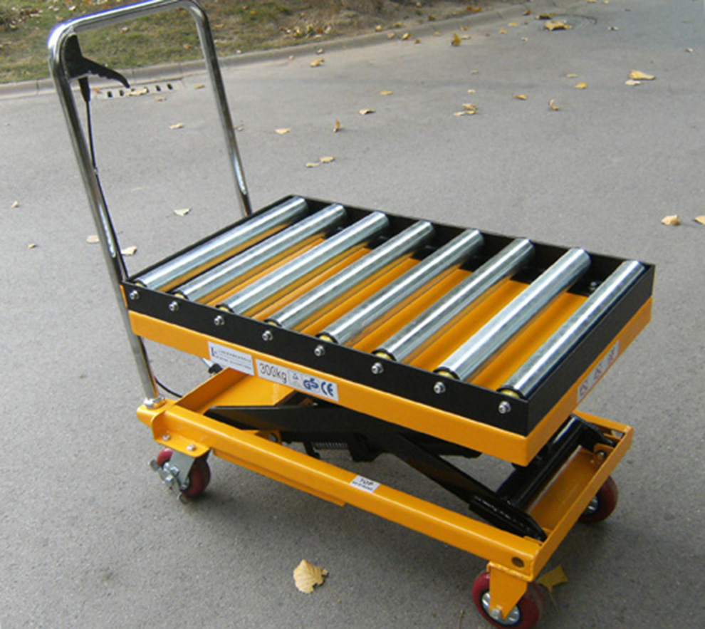 TF50R portable lifting table with rollers